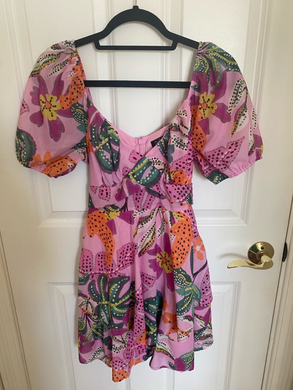 Pink Floral Puff Sleeve Tie-Back Flare Dress EUC Size M
